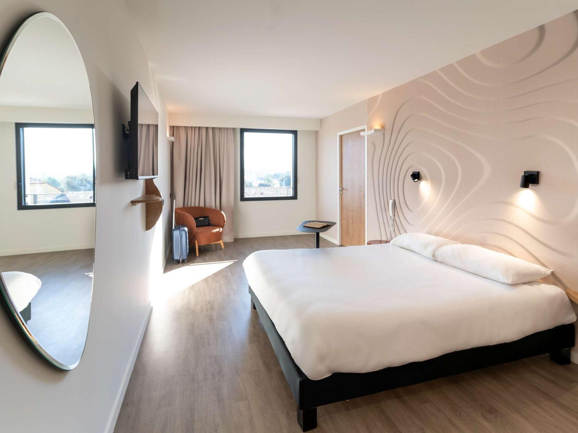 Ibis Styles Cabries Aix-En-Provence Tgv Hotell Eksteriør bilde