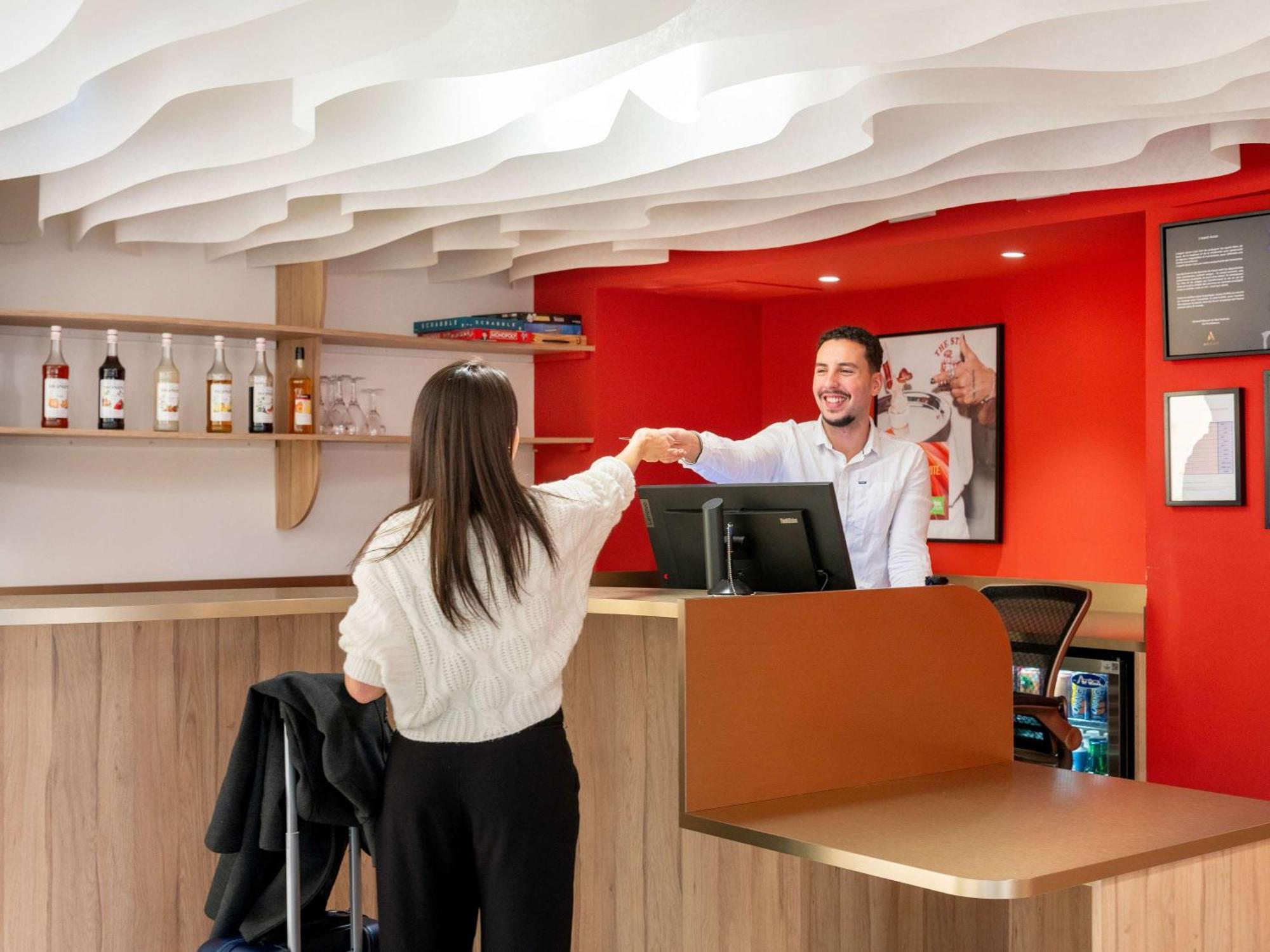 Ibis Styles Cabries Aix-En-Provence Tgv Hotell Eksteriør bilde